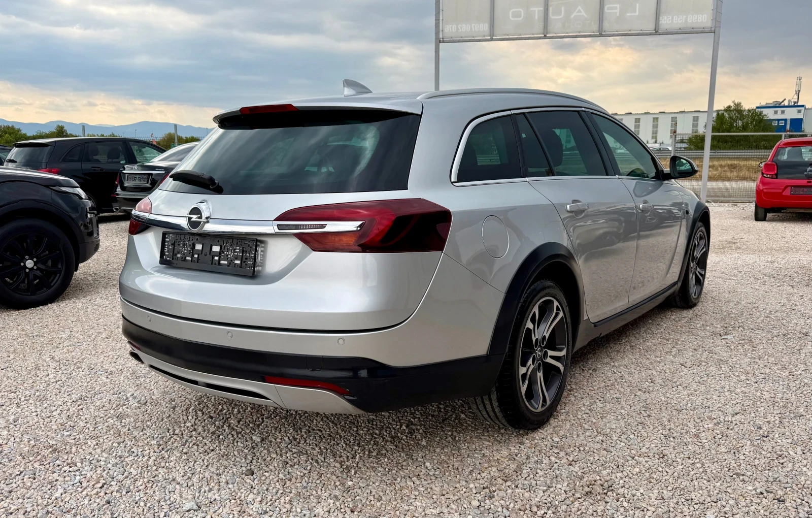 Opel Insignia * SPORT TOURER* AUTOMATIC * FULL OPINION , снимка 4 - Автомобили и джипове - 56163182