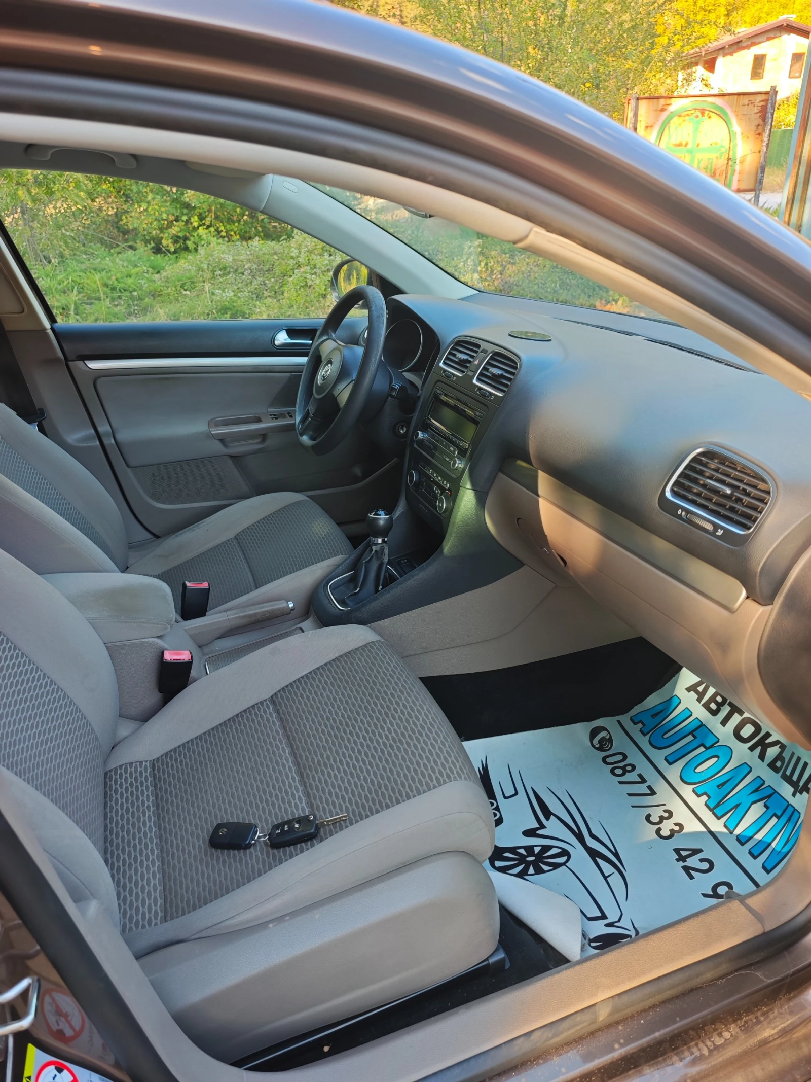VW Golf 1.6TDI НОВ ВНОС, снимка 2 - Автомобили и джипове - 56193304