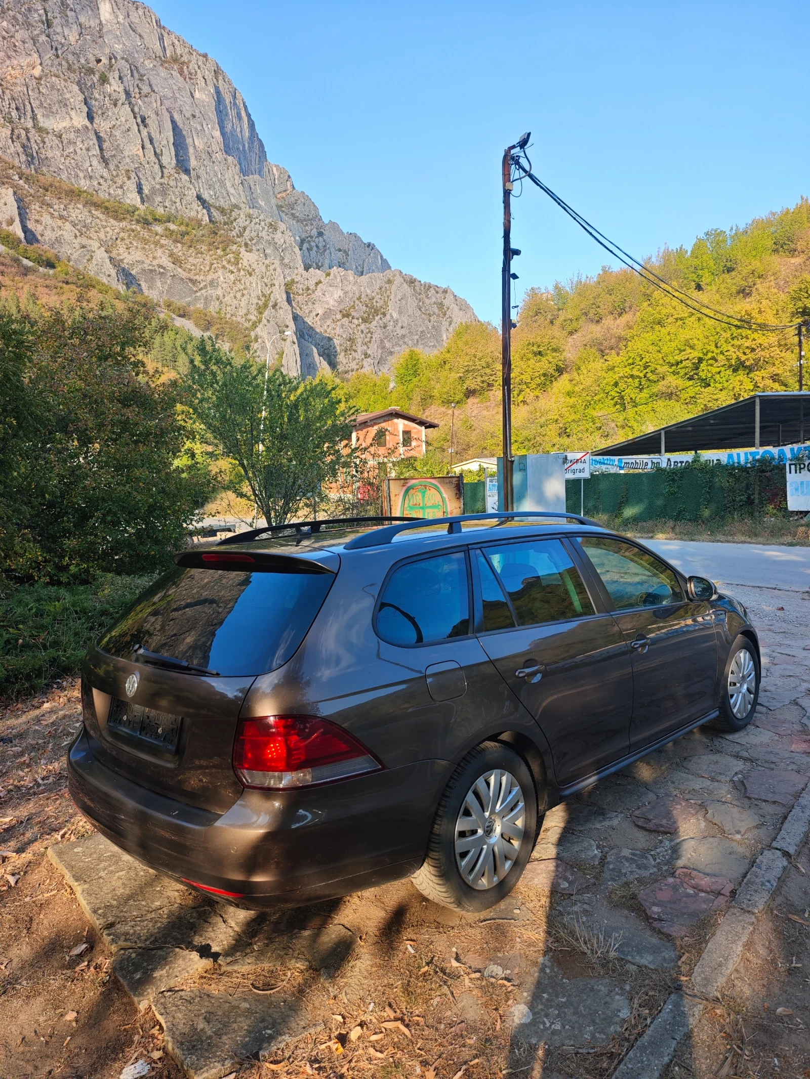 VW Golf 1.6TDI НОВ ВНОС, снимка 5 - Автомобили и джипове - 56193304