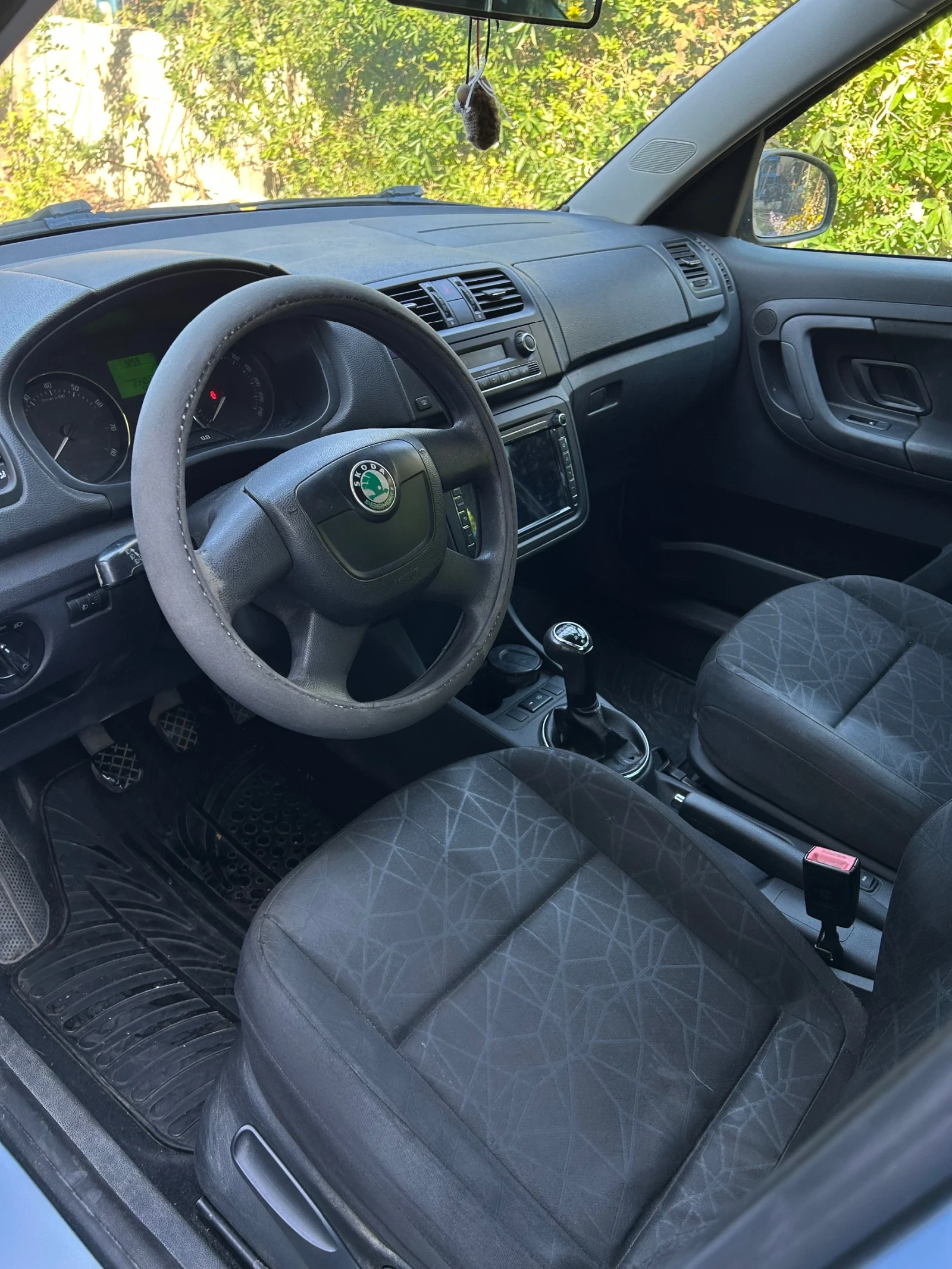 Skoda Roomster 1.4, снимка 9 - Автомобили и джипове - 56440758