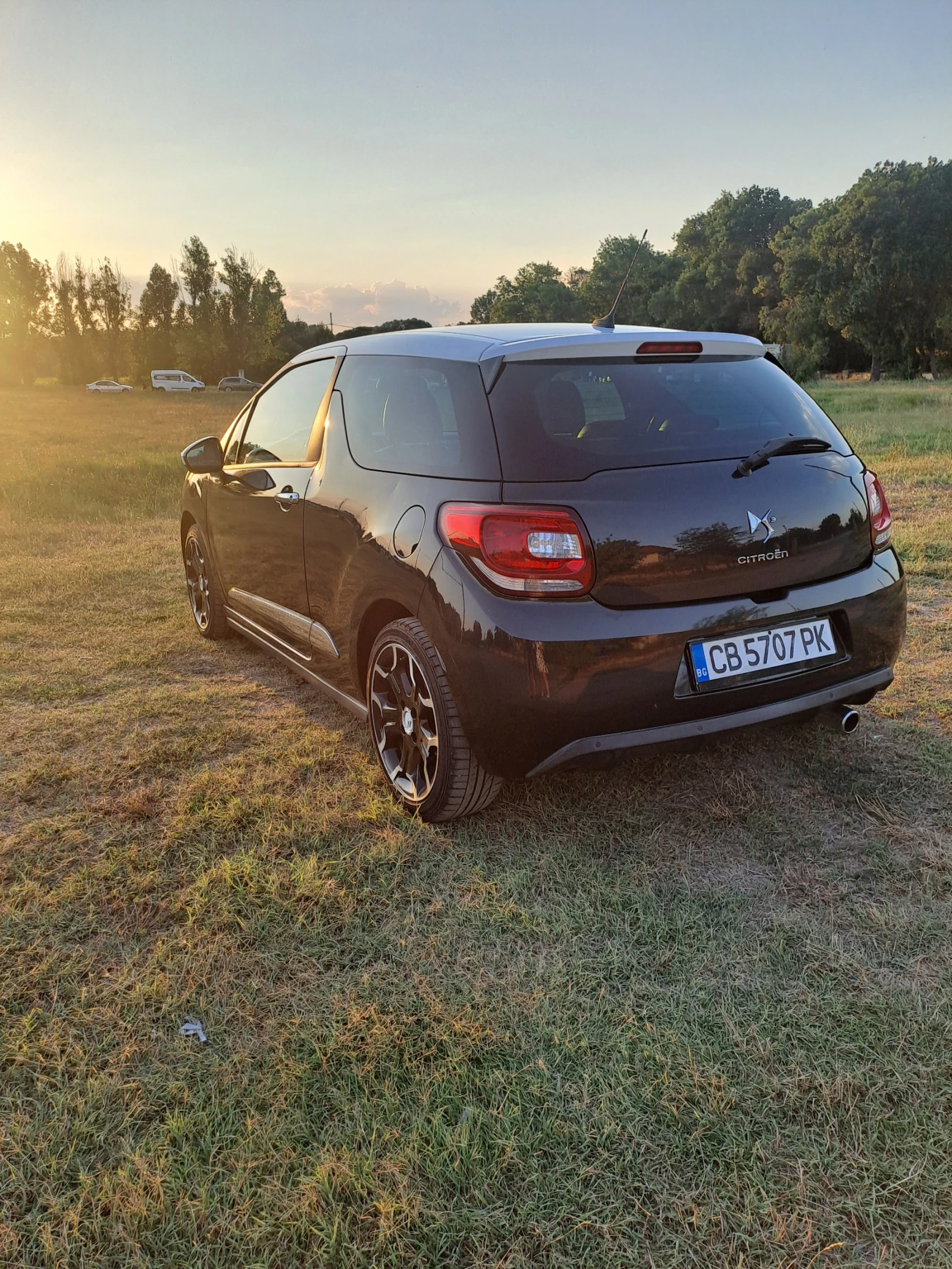 Citroen DS3, снимка 2 - Автомобили и джипове - 56648183
