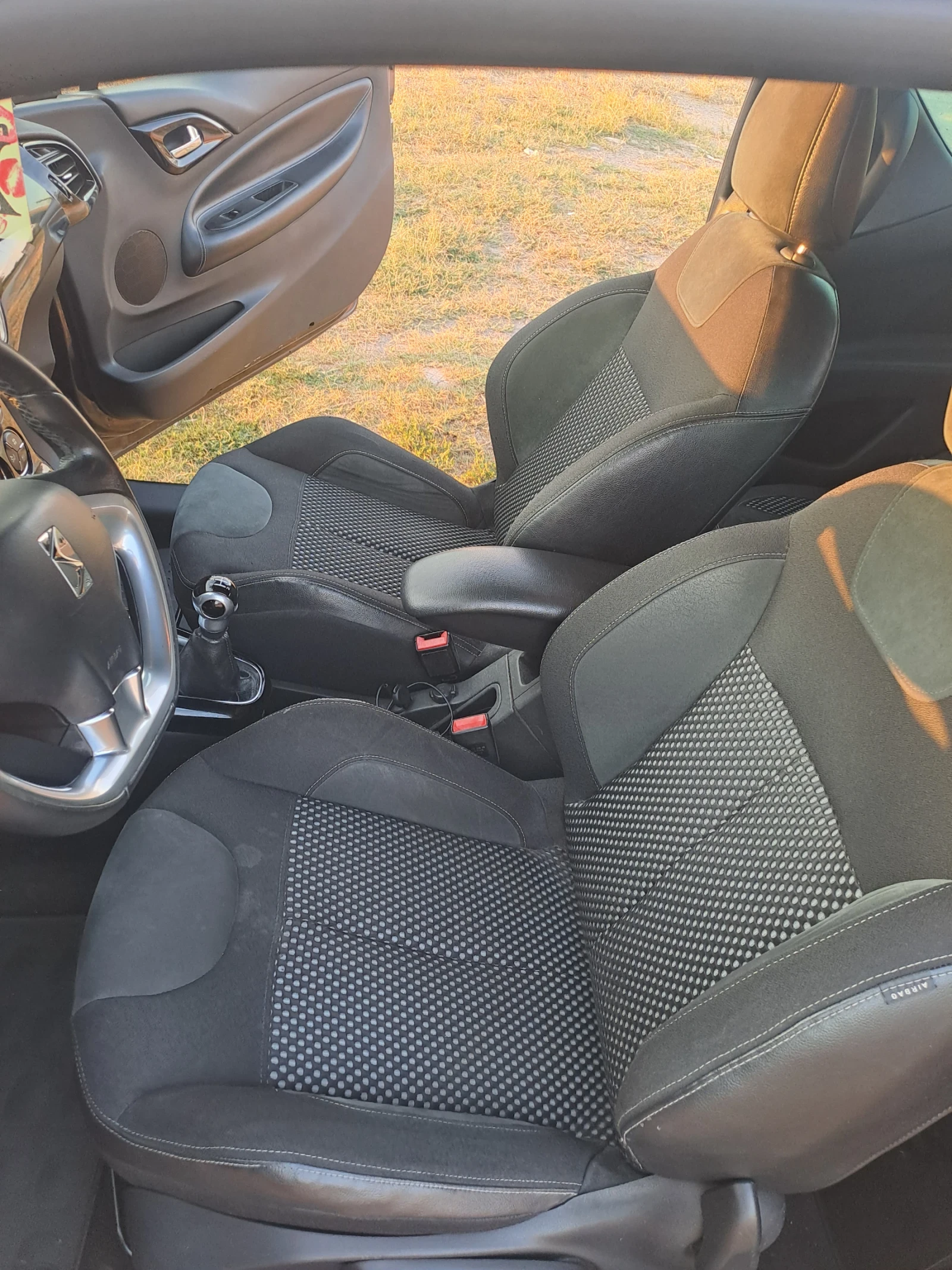 Citroen DS3, снимка 8 - Автомобили и джипове - 56648183