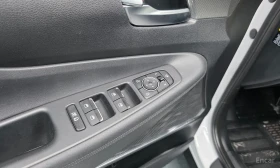 Hyundai Santa fe EXCLUSIVE SPECIAL 2.0 CRDI 186КС АВТОМАТ КОЖА НАВИ, снимка 13