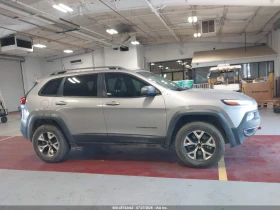Jeep Cherokee | Mobile.bg � ����� ������ 4