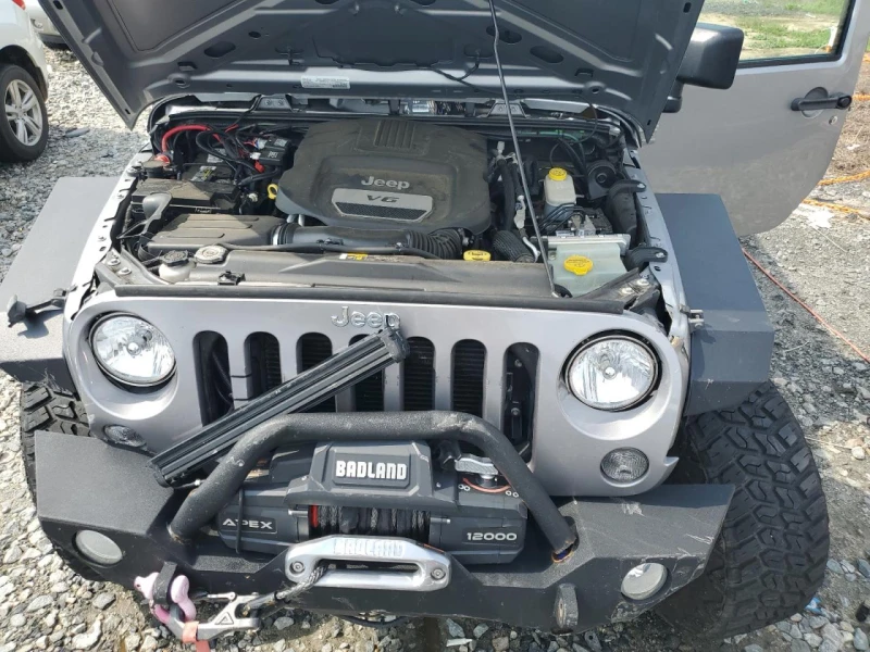 Jeep Wrangler UNLIMITED SPORT, снимка 12 - Автомобили и джипове - 47620927