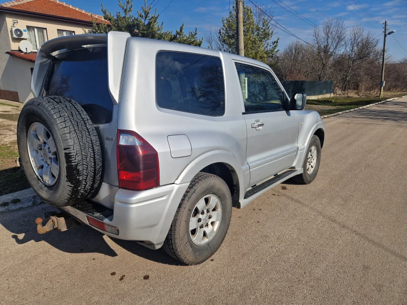 Mitsubishi Pajero 3.2DID, снимка 3 - Автомобили и джипове - 48917947