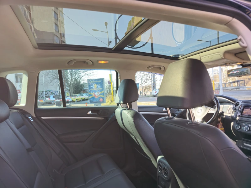 VW Tiguan 2.0 TSI 4x4, снимка 12 - Автомобили и джипове - 51880721