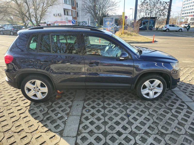 VW Tiguan 2.0 TSI 4x4, снимка 6 - Автомобили и джипове - 51880721