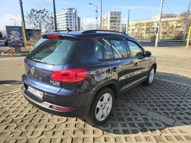 VW Tiguan 2.0 TSI 4x4, снимка 5 - Автомобили и джипове - 51880721