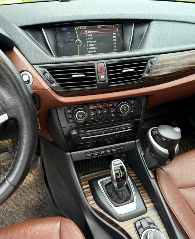 BMW X1 2.8i xdrive 245кс, снимка 8 - Автомобили и джипове - 52283709