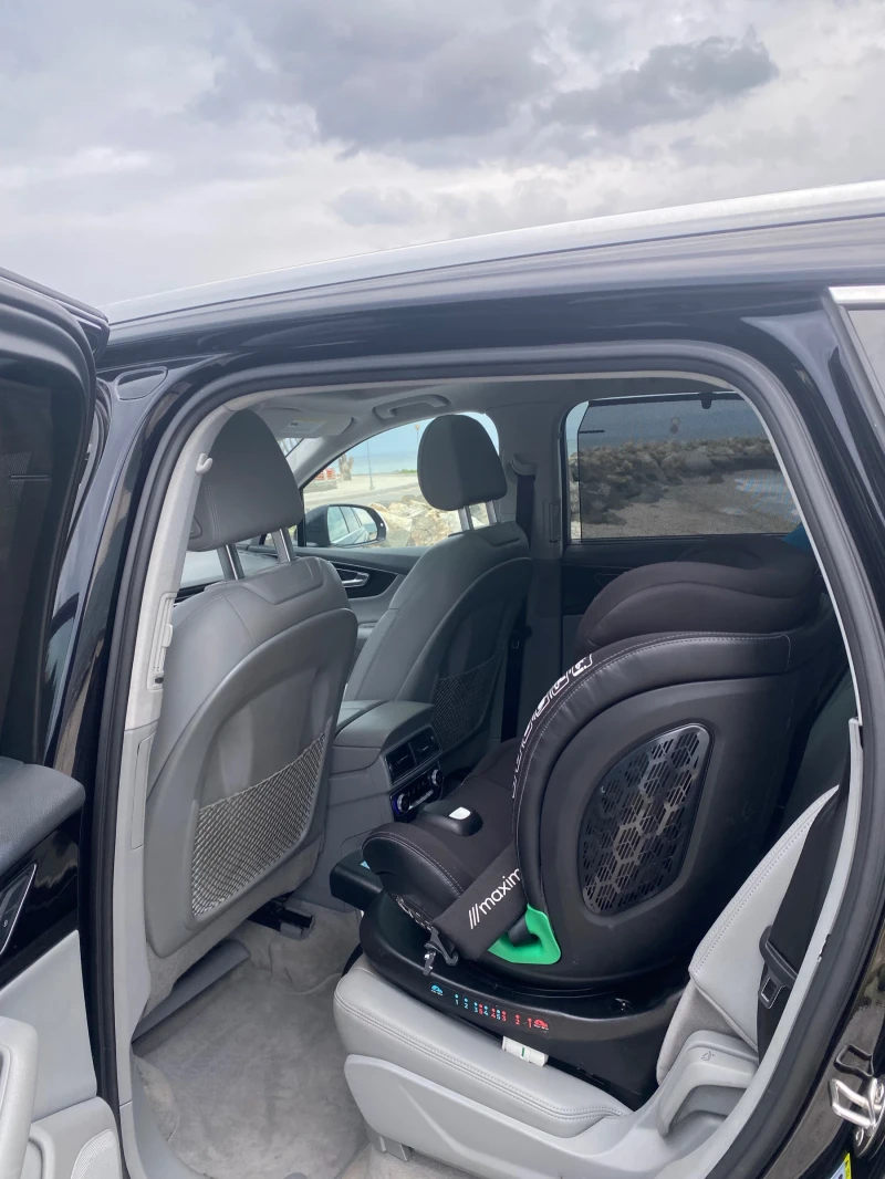 Audi Q7, снимка 8 - Автомобили и джипове - 52608448