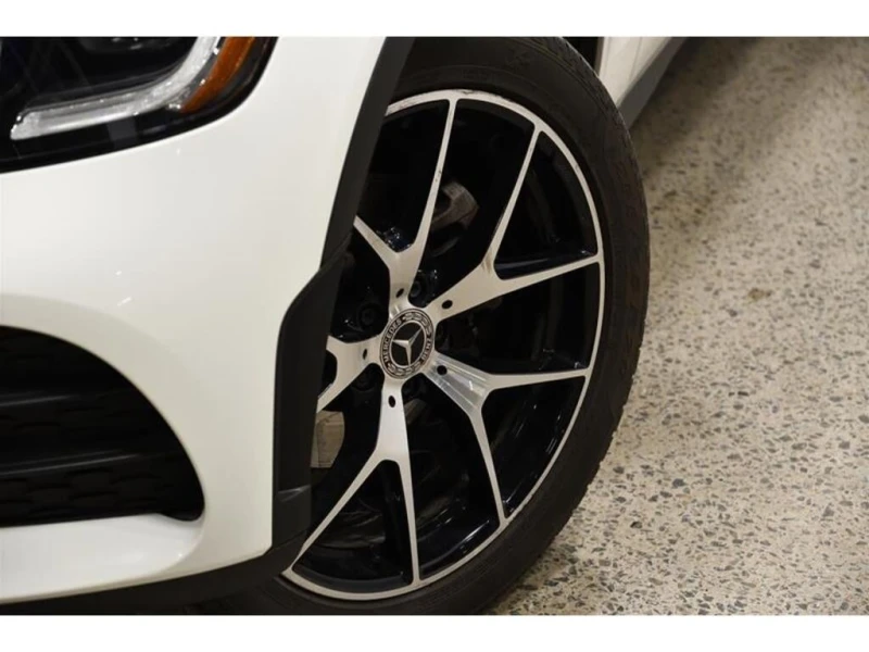 Mercedes-Benz GLC 300 * 4M * CARFAX * БЕЗ ПЪРВОНАЧАЛНА ВНОСКА, снимка 7 - Автомобили и джипове - 52959756