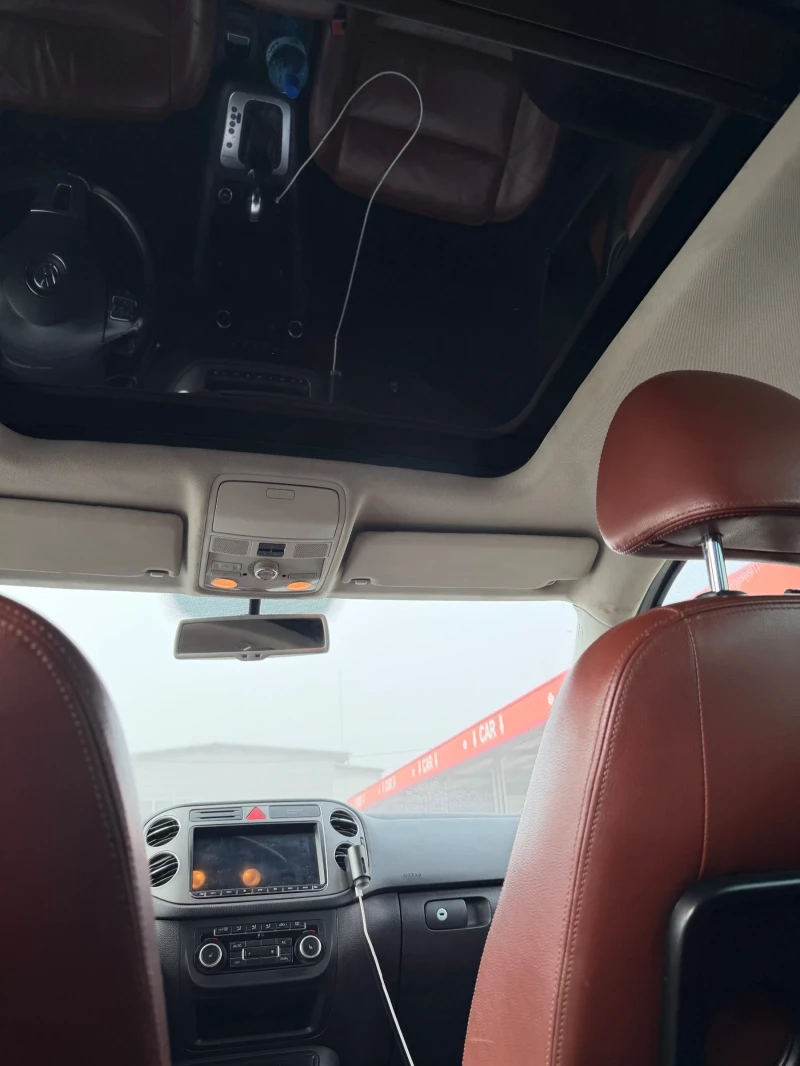 VW Tiguan 2.0 TSI 4 MOTION, снимка 9 - Автомобили и джипове - 53200305