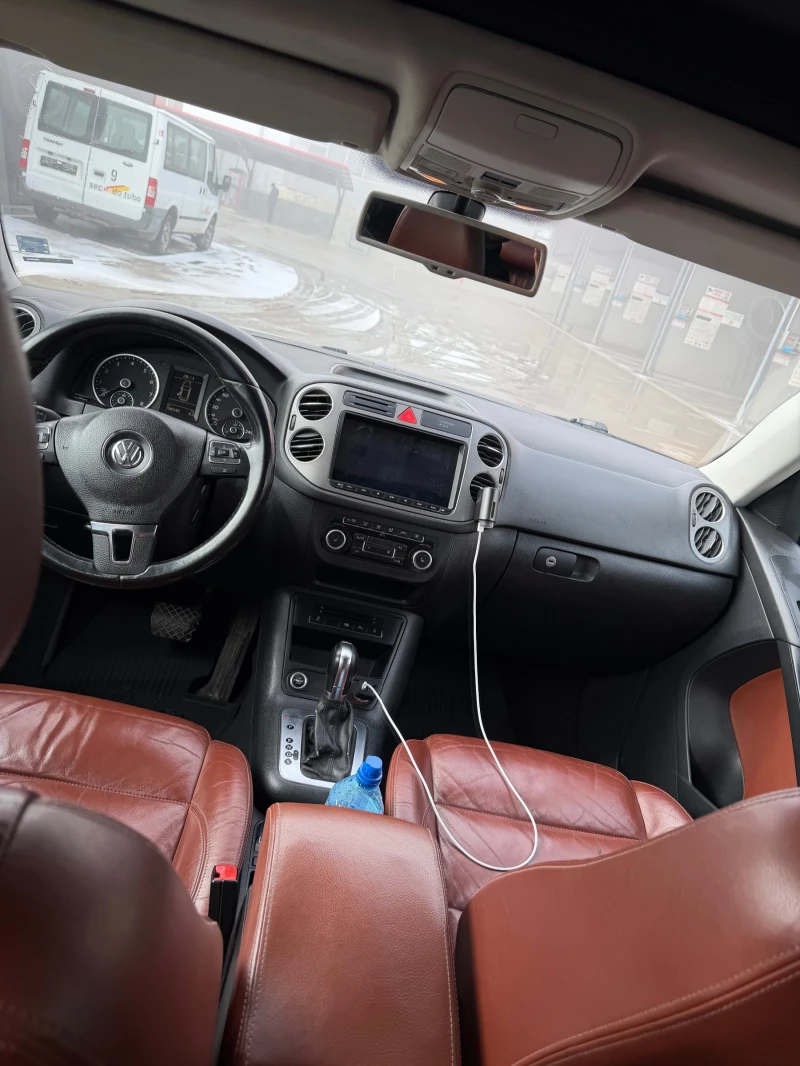 VW Tiguan 2.0 TSI 4 MOTION, снимка 10 - Автомобили и джипове - 53200305