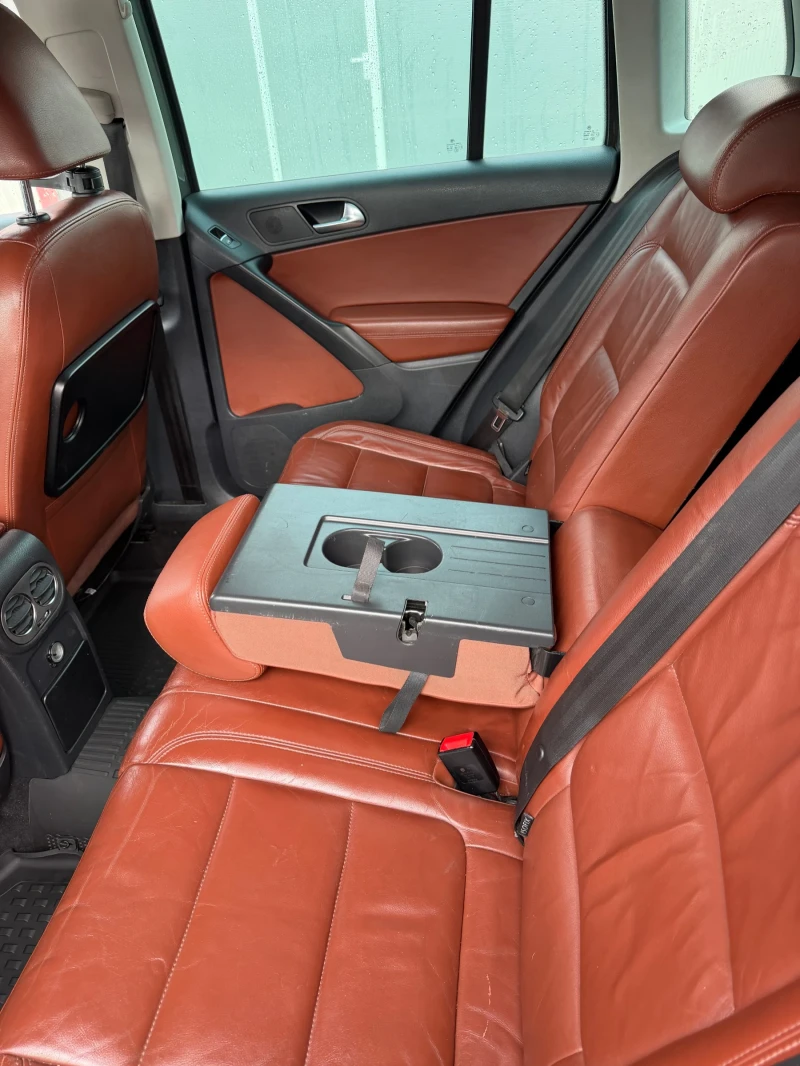 VW Tiguan 2.0 TSI 4 MOTION, снимка 8 - Автомобили и джипове - 53200305