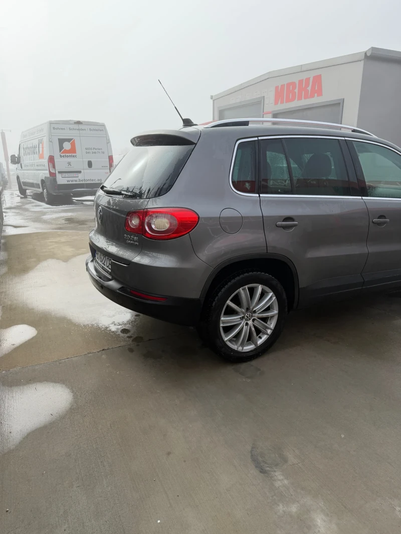 VW Tiguan 2.0 TSI 4 MOTION, снимка 5 - Автомобили и джипове - 53200305