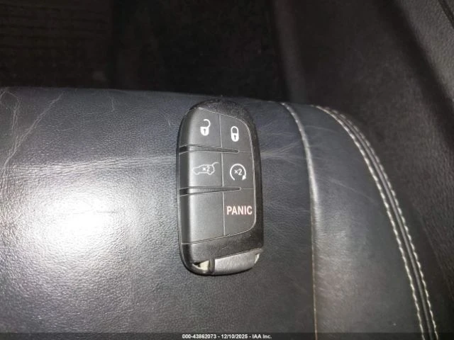 Jeep Grand cherokee * LIMITED* 4x4* Подгрев* Камера* Keyless, снимка 14 - Автомобили и джипове - 52940193