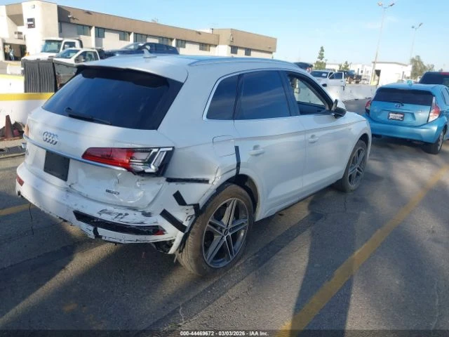 Audi Q5 2.0l Premium Plus 55 Tfsi E Quattro S Tronic, снимка 4 - Автомобили и джипове - 53993523