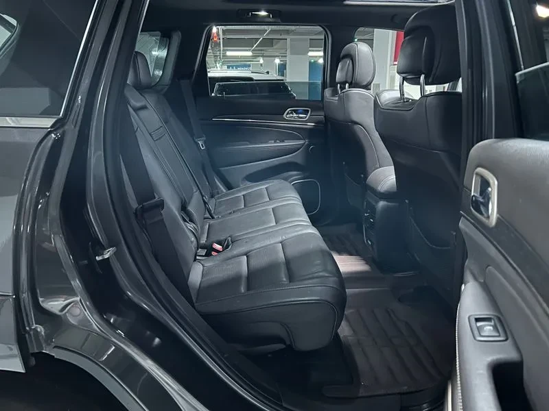 Jeep Grand cherokee 3.0 DIESEL OVERLAND SUMMIT WK2, снимка 7 - Автомобили и джипове - 55113492