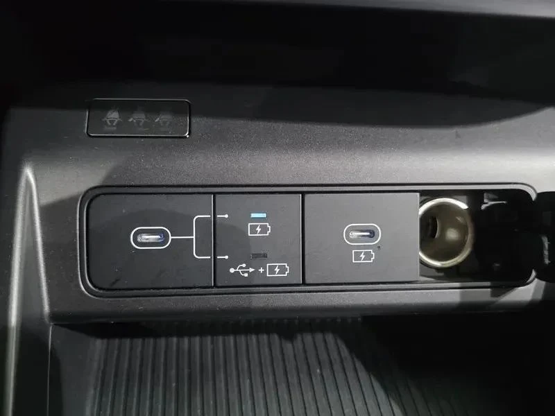 Hyundai Kona, снимка 12 - Автомобили и джипове - 56688287