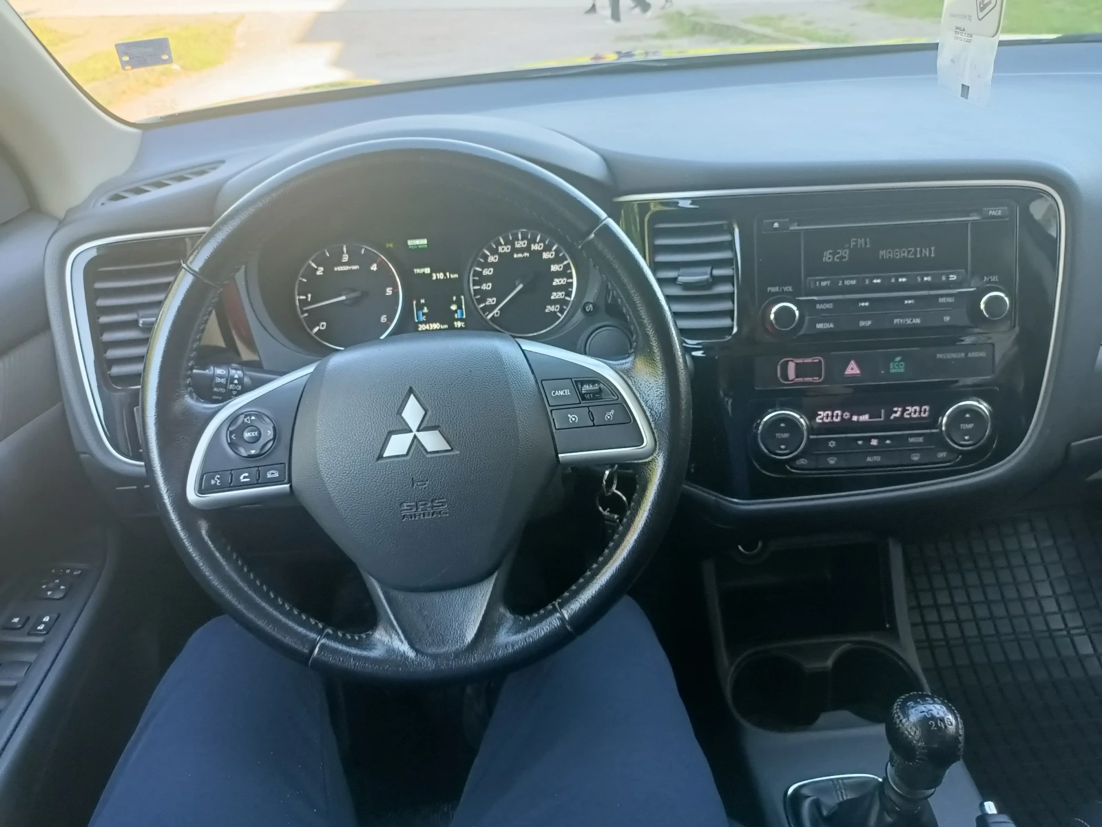 Mitsubishi Outlander 2.2 DI-D 4WD | Mobile.bg — изображение 13