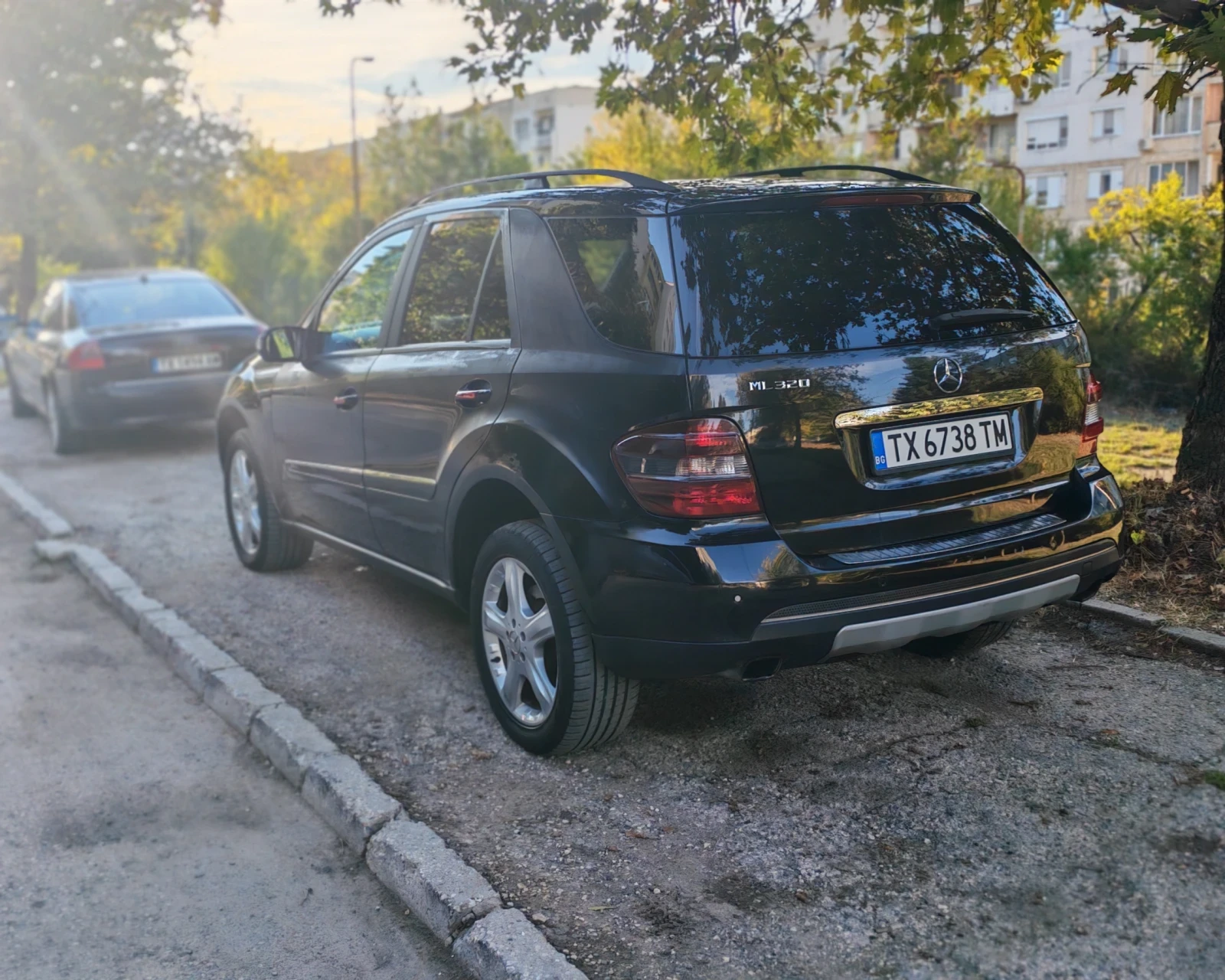 Mercedes-Benz ML 320  - изображение 3