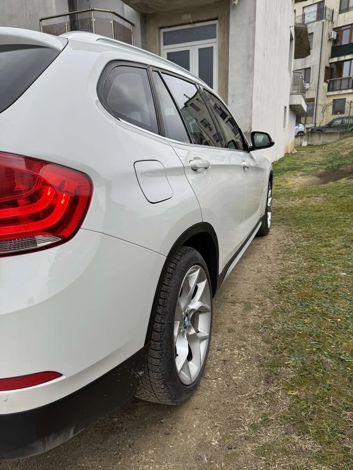 BMW X1 2.8i xdrive 245кс - изображение 3