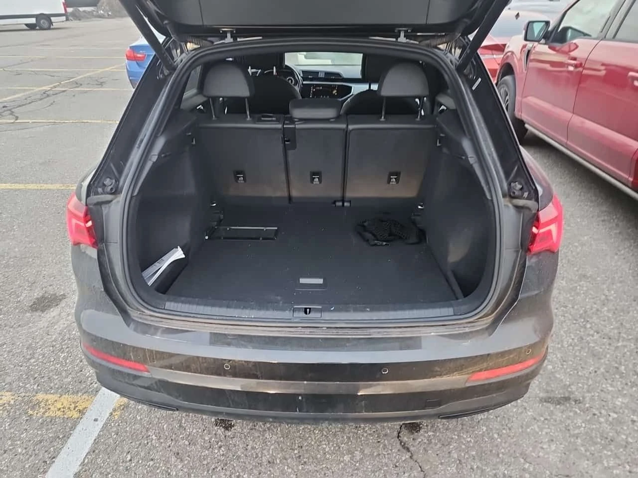 Audi Q3 * KOMFORT * ПОДГРЕВ * КАМЕРА * NAVI, снимка 13 - Автомобили и джипове - 53728903