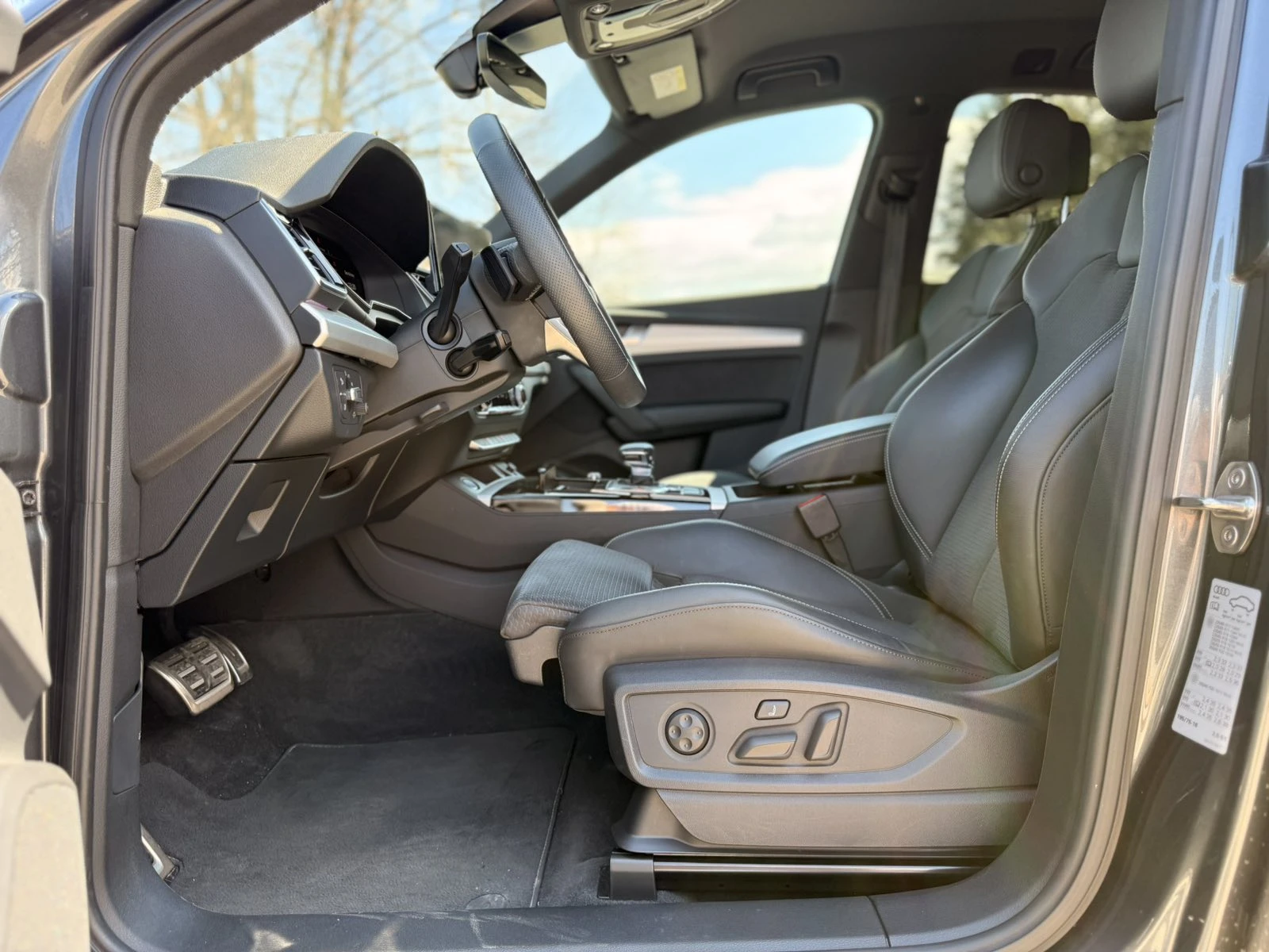 Audi Q5 Audi Q5 2024 2.0tdi, снимка 9 - Автомобили и джипове - 54358534