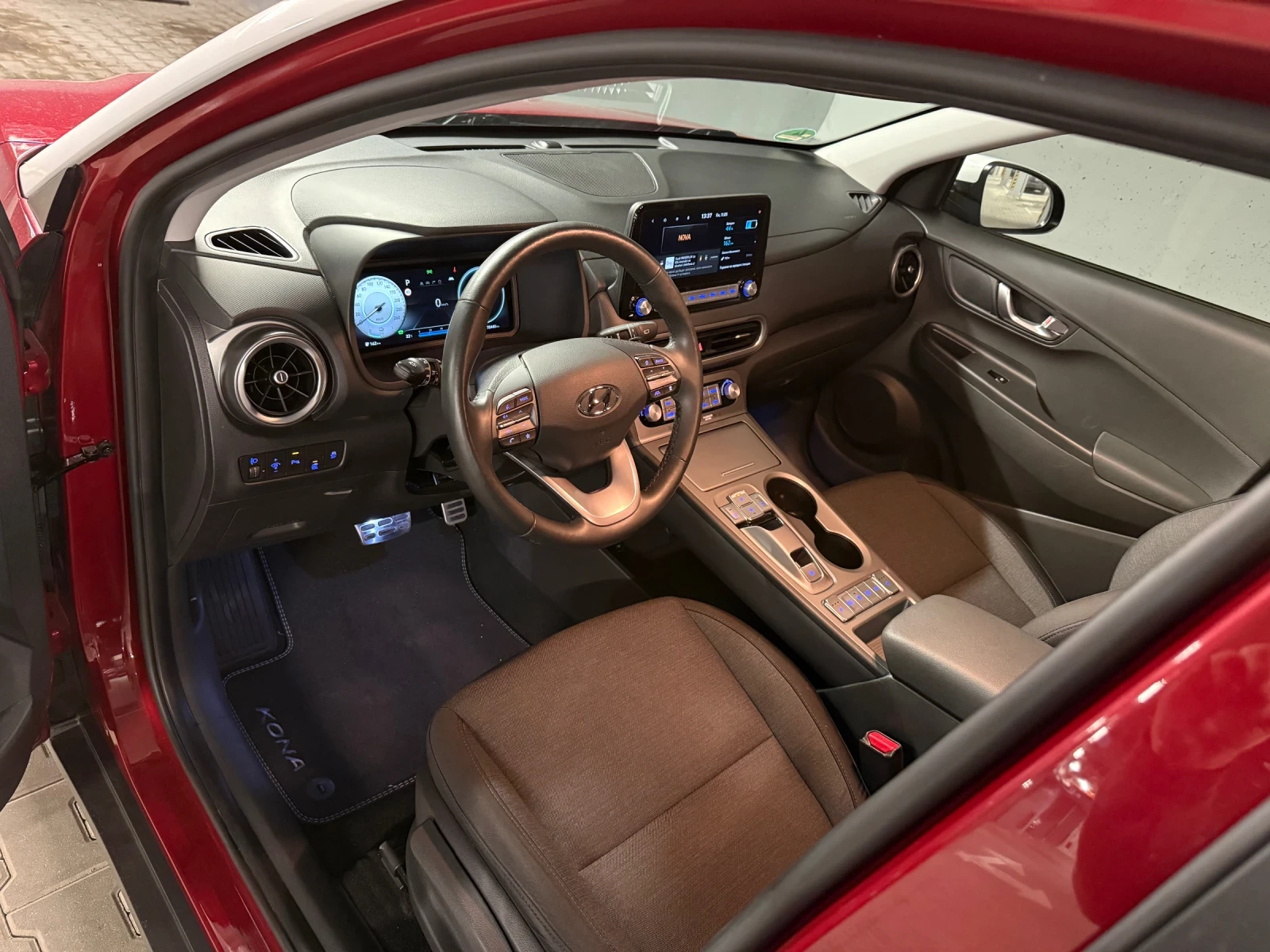 Hyundai Kona Trend FACE  64 kWh 204 hp Гаранция camera Bluelink, снимка 8 - Автомобили и джипове - 54508619