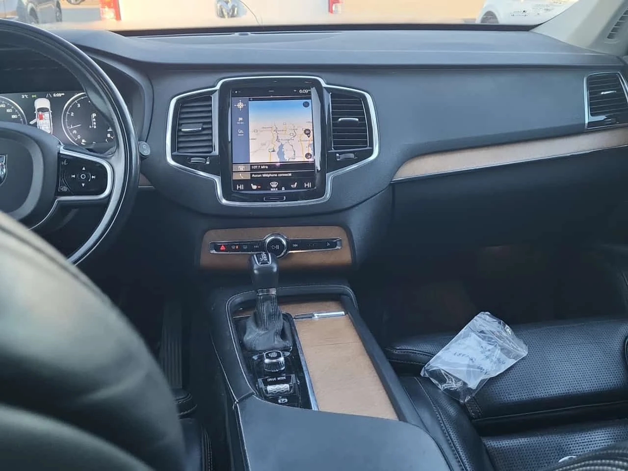 Volvo Xc90 INSCRIPTION/ПОДГРЕВ/ОБДУХВАНЕ/CARFAX/ФИНАНСИРАНЕ, снимка 10 - Автомобили и джипове - 54677570