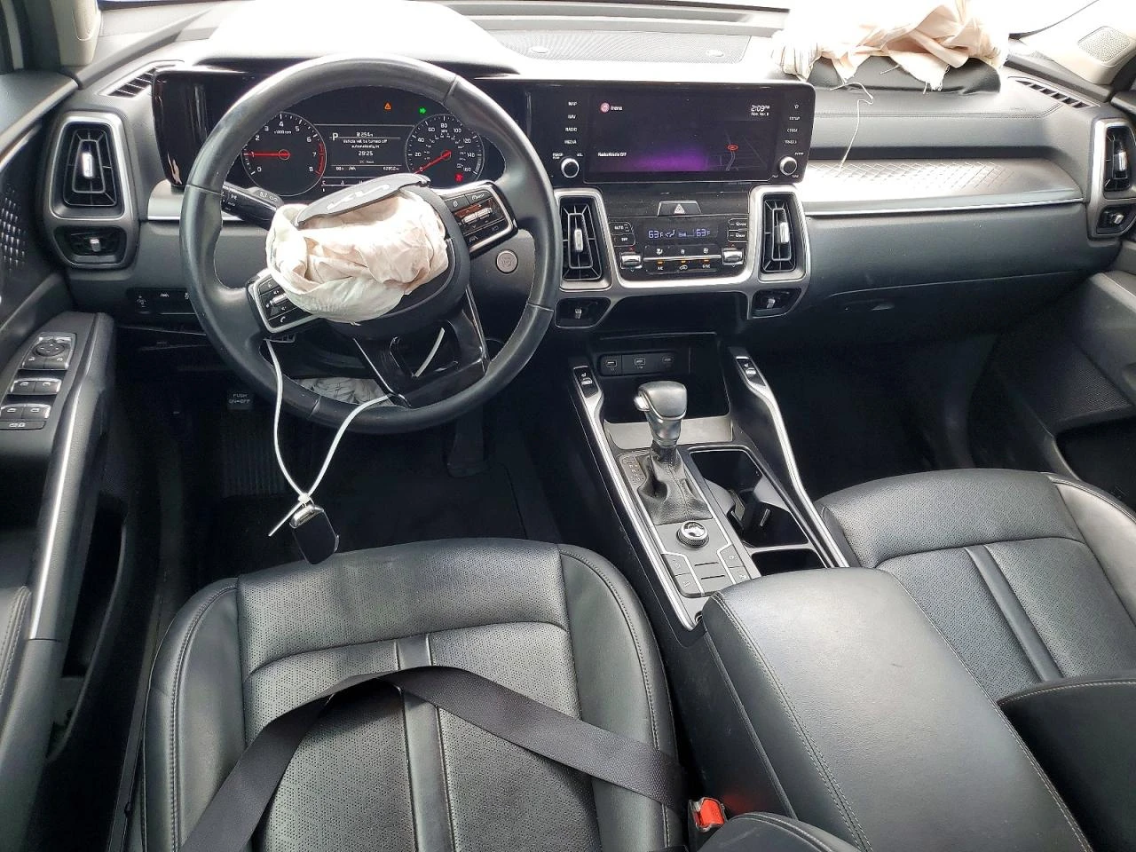 Kia Sorento 2.5l S, снимка 8 - Автомобили и джипове - 54732412