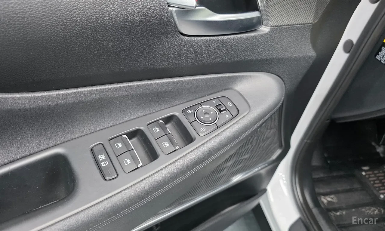 Hyundai Santa fe EXCLUSIVE SPECIAL 2.0 CRDI 186КС АВТОМАТ КОЖА НАВИ, снимка 13 - Автомобили и джипове - 54930842