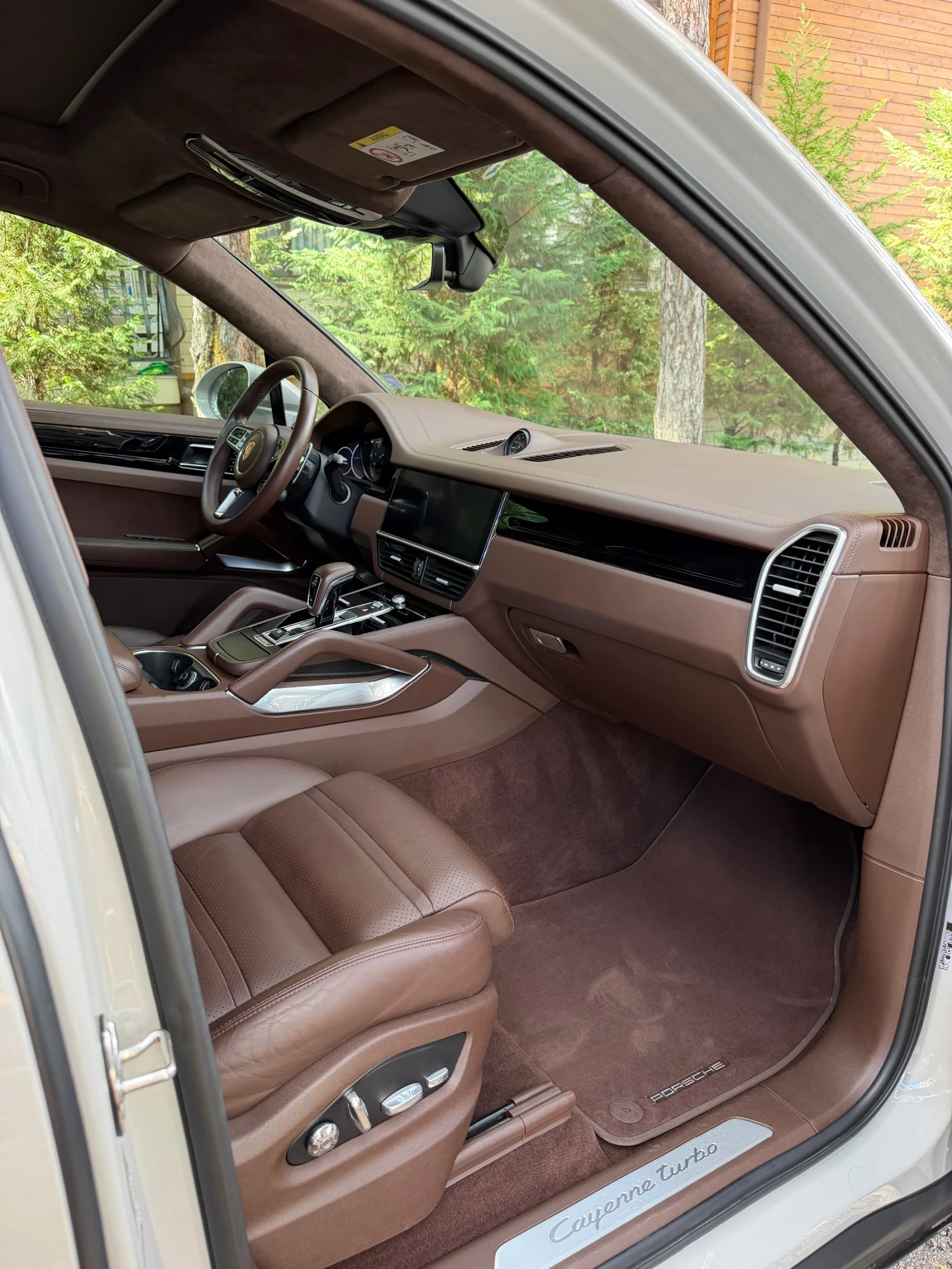 Porsche Cayenne Turbo Ceramic 70000km, снимка 8 - Автомобили и джипове - 56273280
