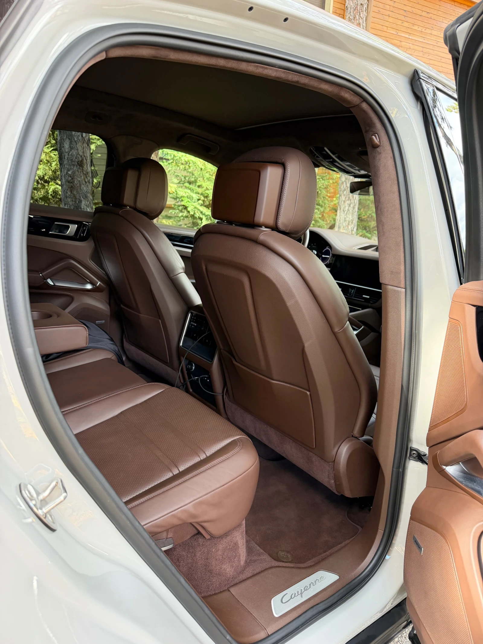 Porsche Cayenne Turbo Ceramic 70000km, снимка 12 - Автомобили и джипове - 56273280