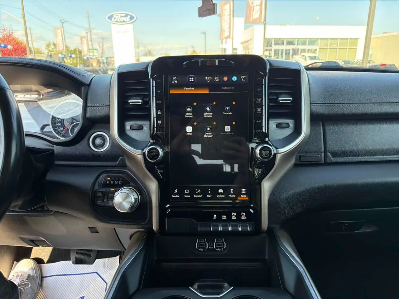 Dodge RAM 1500 * Laramie * CARFAX * ����� �� ����������� | Mobile.bg � ����������� 9