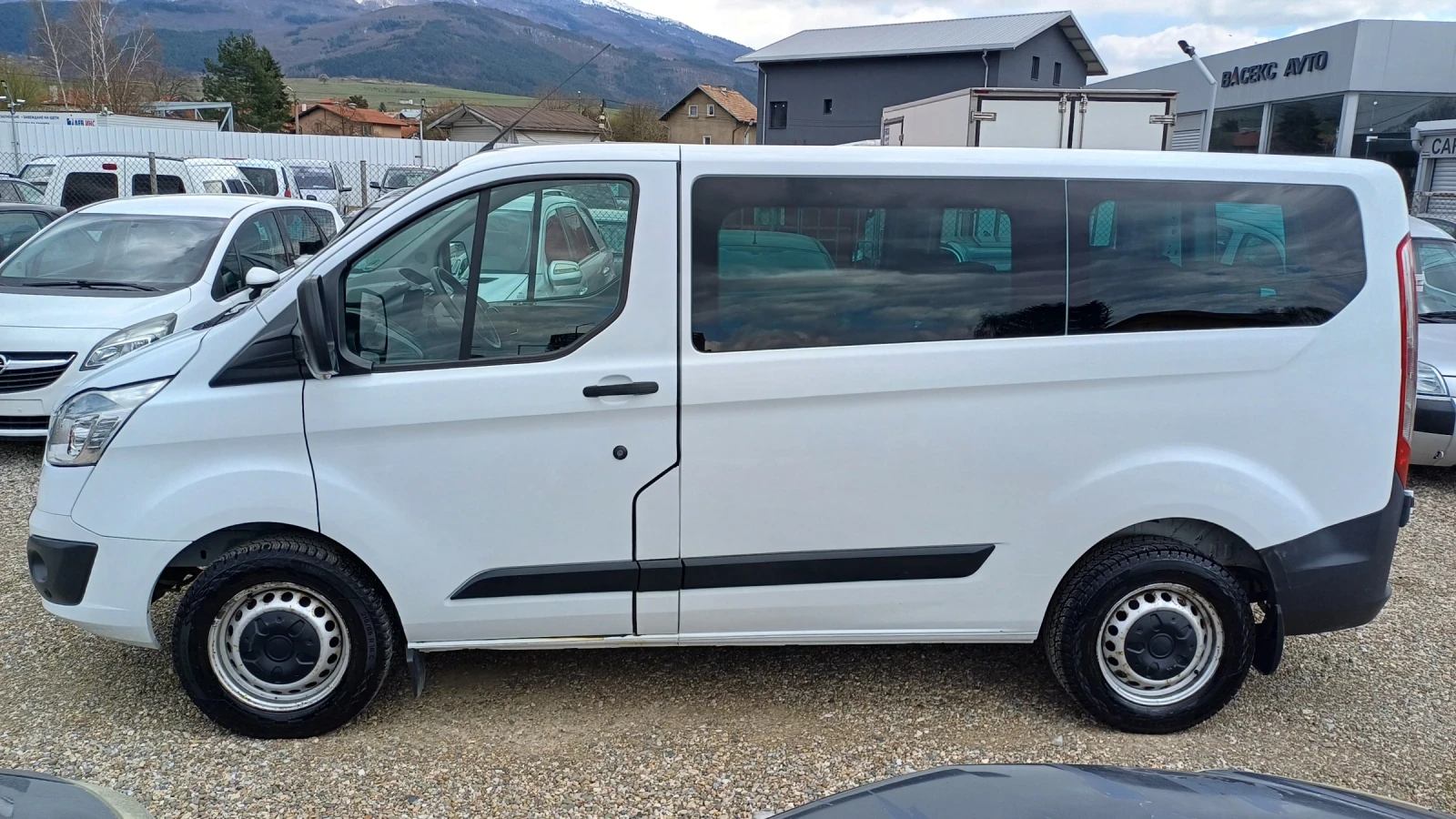 Ford Transit Custom 2.2 - изображение 6