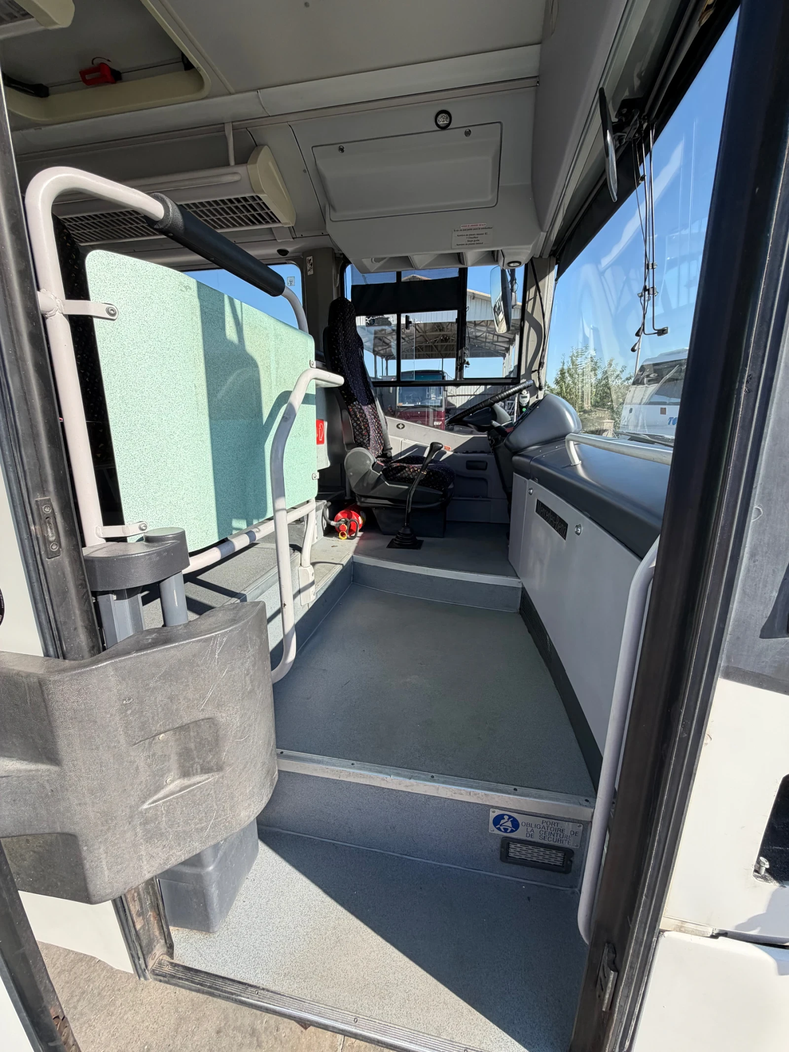 Mercedes-Benz Conecto Клима 6ск ръчка, снимка 9 - Бусове и автобуси - 55178493