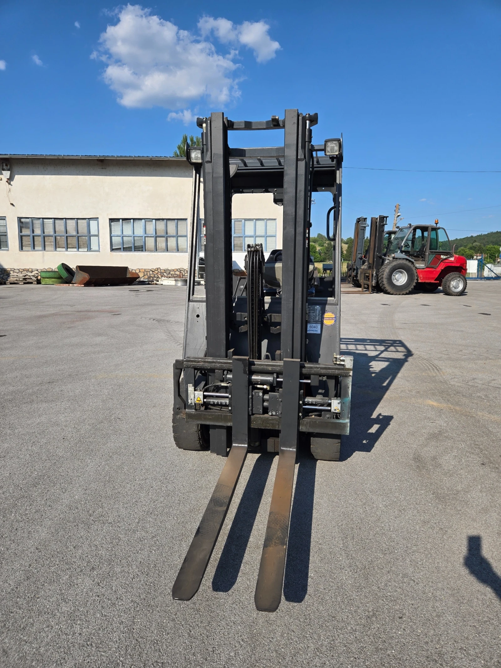 ���������� Still | Mobile.bg � ����������� 15