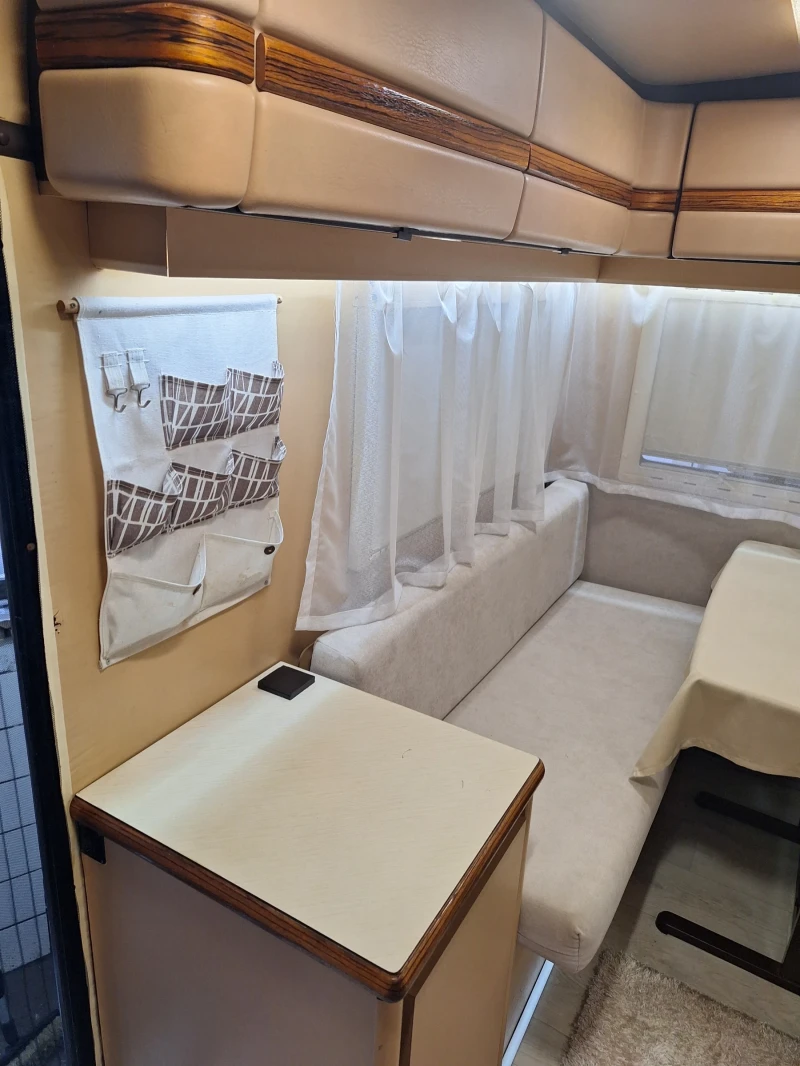 Кемпер Dethleffs Fiat Ducato, снимка 10 - Каравани и кемпери - 52556816