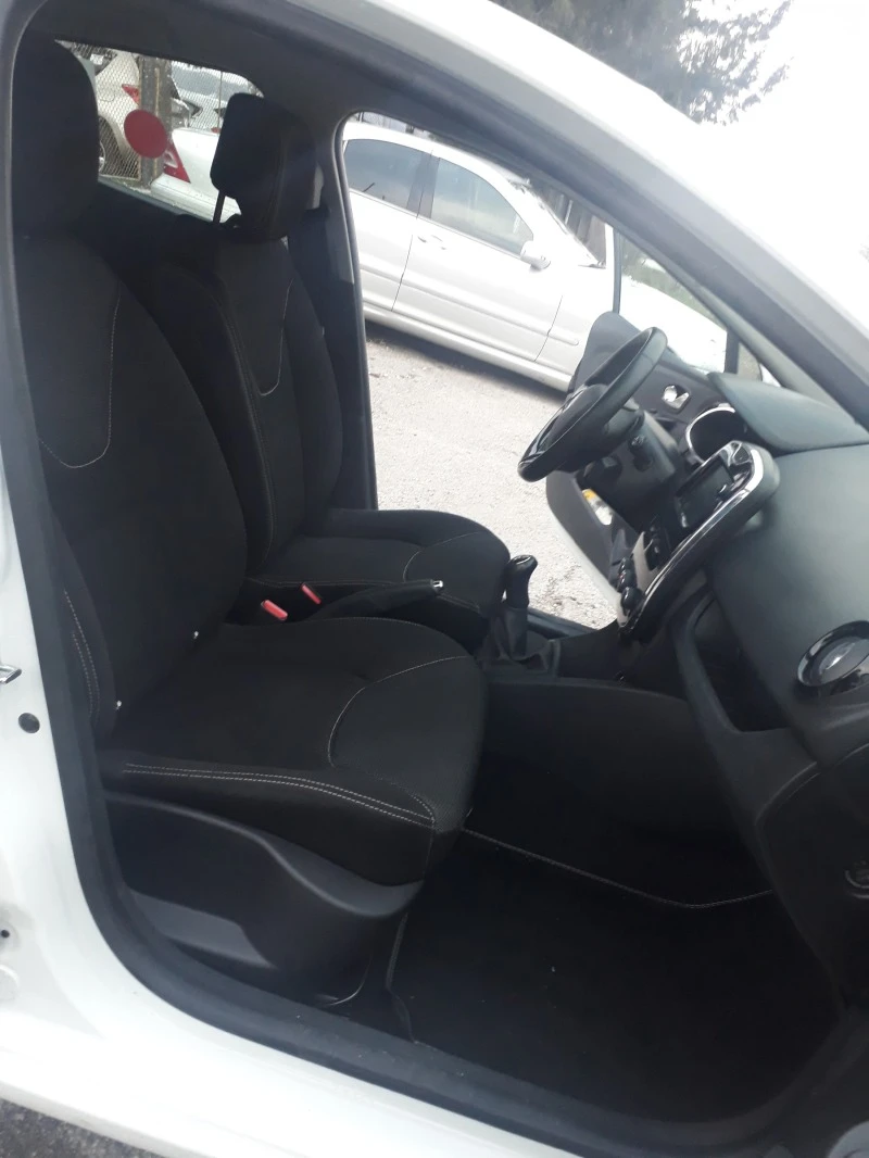 Renault Clio 1.5DCI 90к.с., снимка 16 - Автомобили и джипове - 44793654