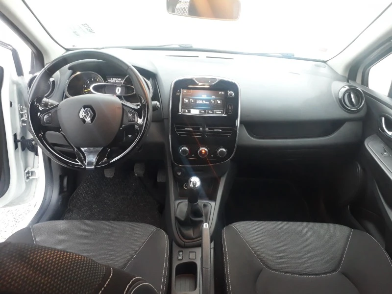 Renault Clio 1.5DCI 90к.с., снимка 17 - Автомобили и джипове - 44793654