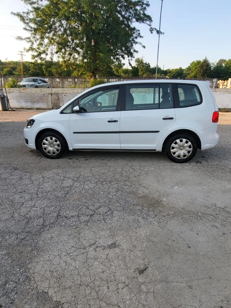 VW Touran 1.6tdi euro5A, снимка 5 - Автомобили и джипове - 47429742