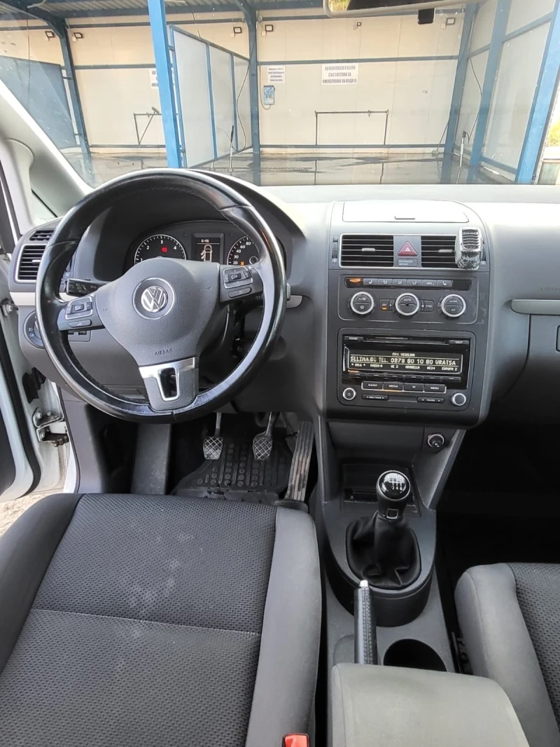 VW Touran 1.6tdi euro5A, снимка 12 - Автомобили и джипове - 47429742