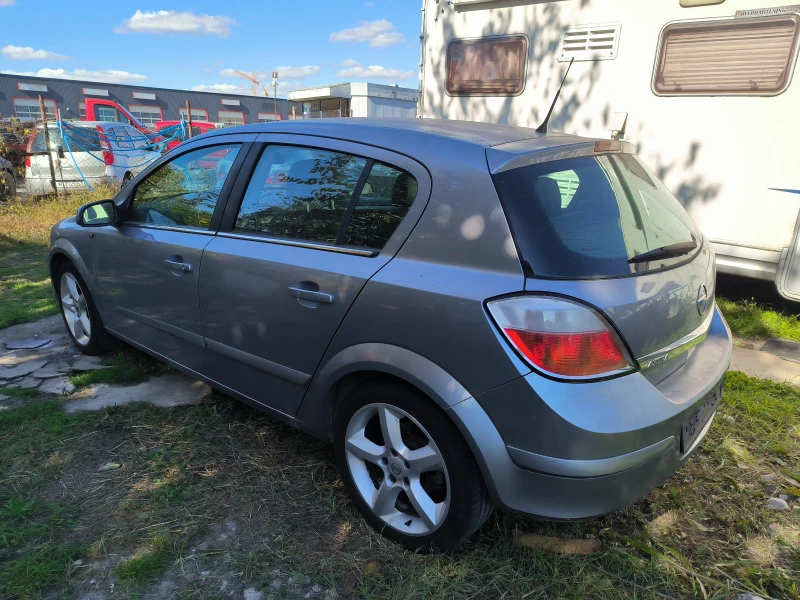 Opel Astra 1.8i 125 k.s, снимка 4 - Автомобили и джипове - 47641408