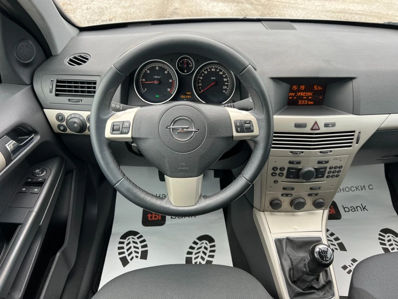 Opel Astra 1.9 CDTI, снимка 11 - Автомобили и джипове - 48443169