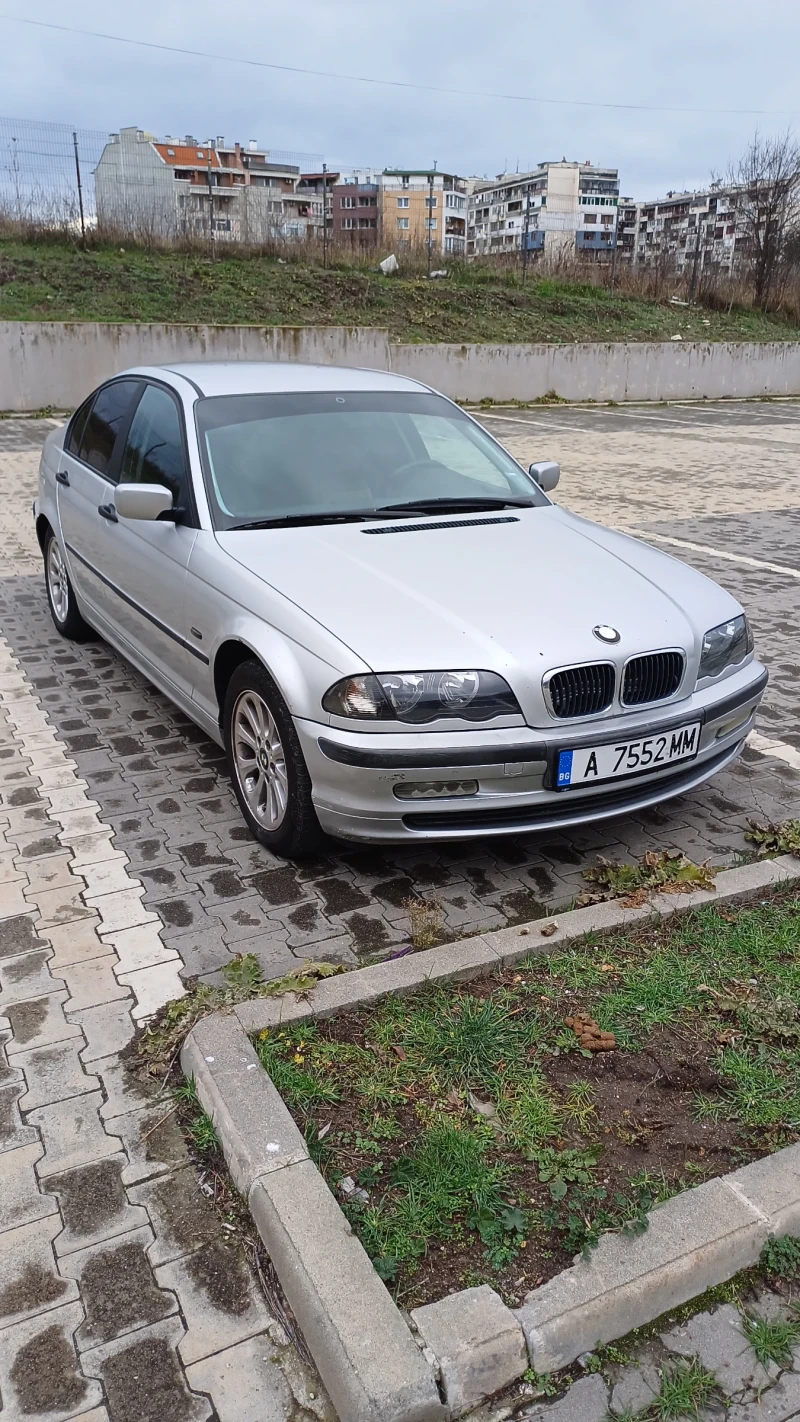 BMW 318, снимка 7 - Автомобили и джипове - 48512223