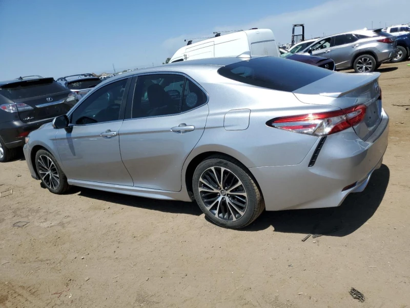 Toyota Camry L, снимка 10 - Автомобили и джипове - 48561754