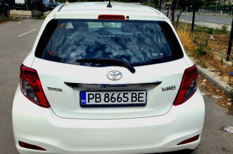 Toyota Yaris, снимка 2 - Автомобили и джипове - 48633840