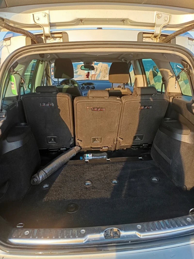 Peugeot 308, снимка 9 - Автомобили и джипове - 52362637
